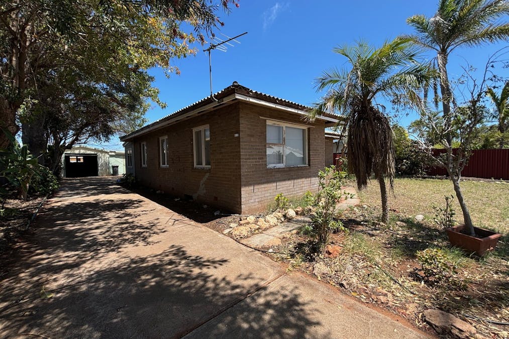 10 Orr Street, South Carnarvon, WA, 6701 - Image 3