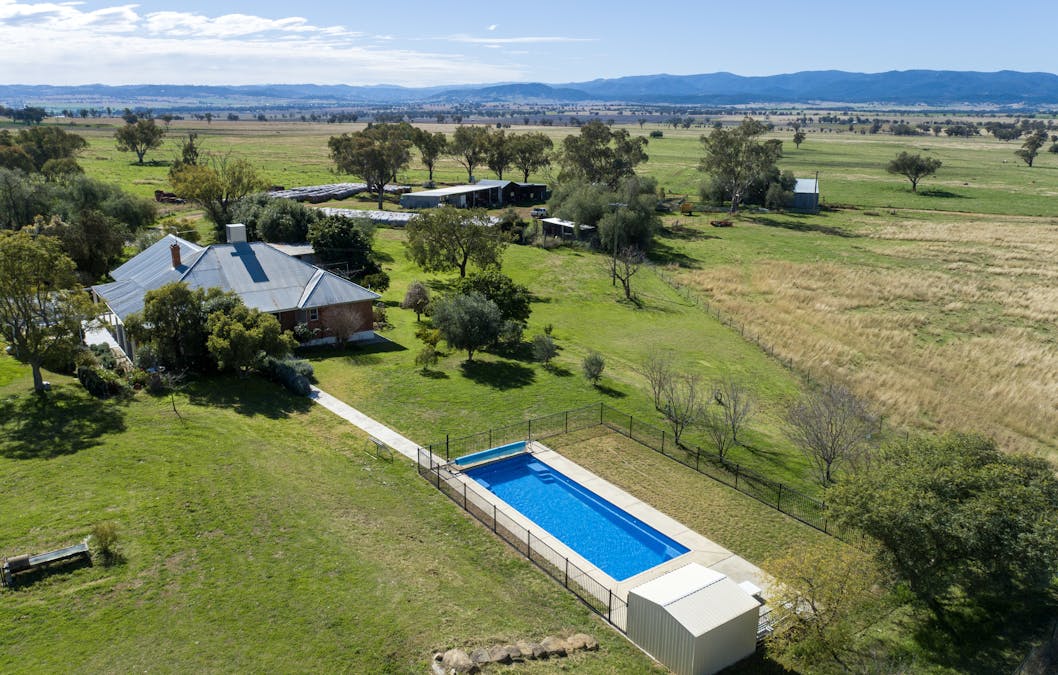 2034 Oxley Highway, Tamworth, NSW, 2340 - Image 8