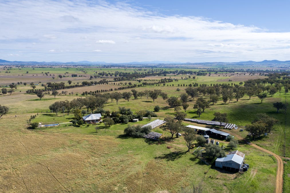 2034 Oxley Highway, Tamworth, NSW, 2340 - Image 9