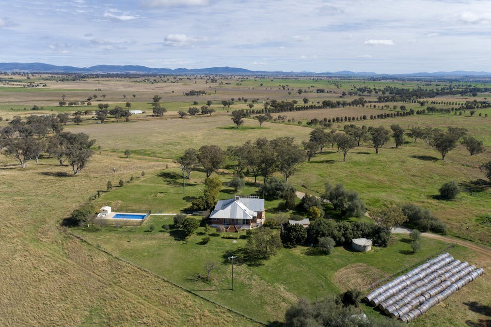2034 Oxley Highway, Tamworth, NSW, 2340 - Image 23