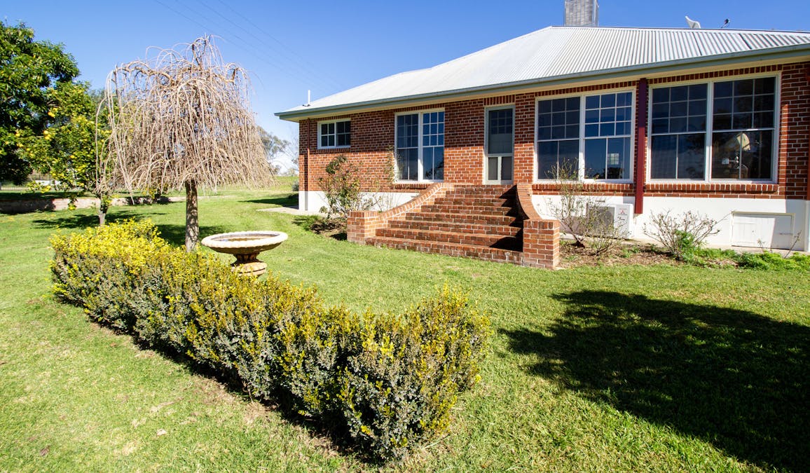 2034 Oxley Highway, Tamworth, NSW, 2340 - Image 11