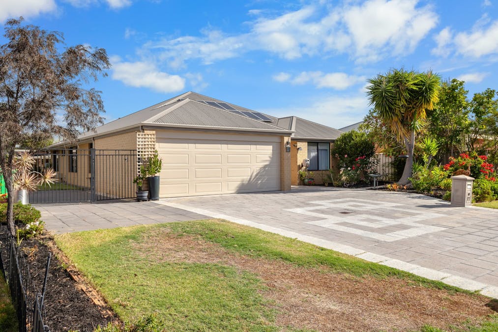 17 Mooralup Turn, Dalyellup, WA, 6230 - Image 3