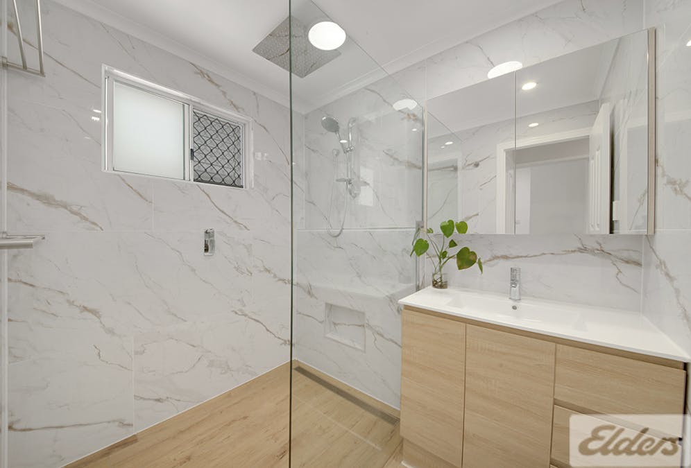 10 Keppel Avenue, Clinton, QLD, 4680 - Image 11