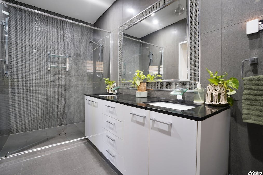 70 Flynn Circuit, Bellamack, NT, 0832 - Image 18
