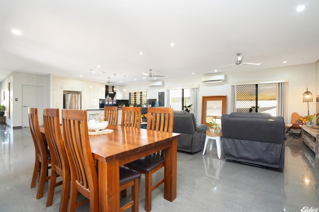 70 Flynn Circuit, Bellamack, NT, 0832 - Image 13