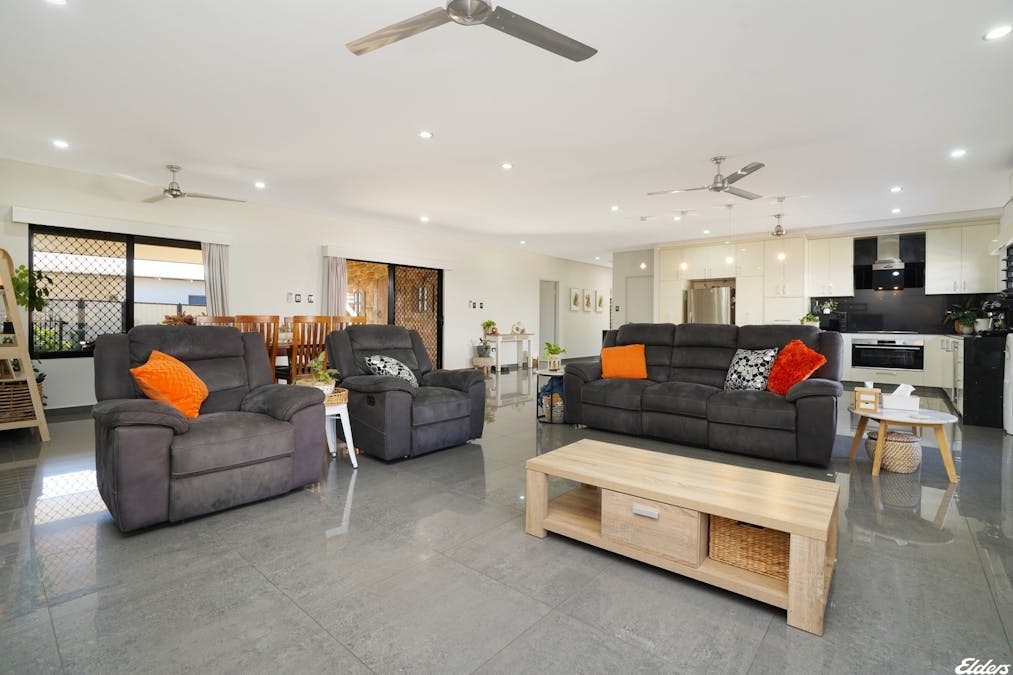 70 Flynn Circuit, Bellamack, NT, 0832 - Image 7
