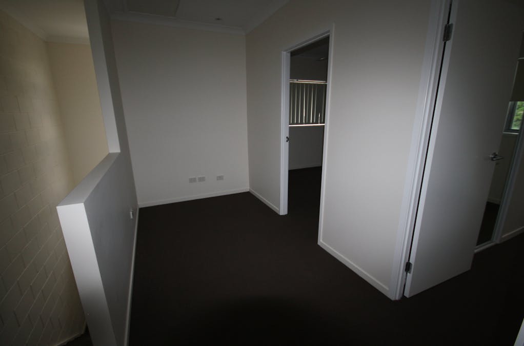 3/65 Auckland Street, Gladstone Central, QLD, 4680 - Image 5