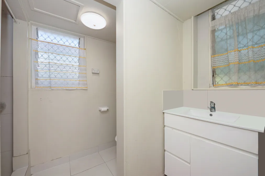 55 Lowth Street, Rosslea, QLD, 4812 - Image 10
