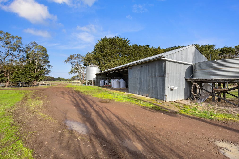 4251 Hamilton Highway, Mortlake, VIC, 3272 - Image 11
