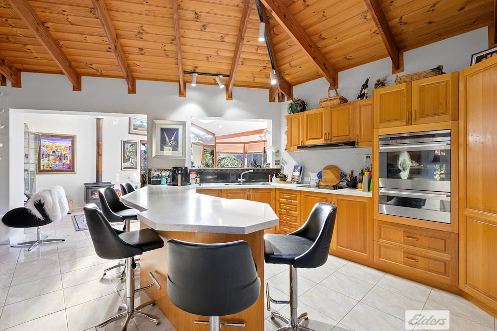 10 Irbys Circus, Sisters Beach, TAS, 7321 - Image 7