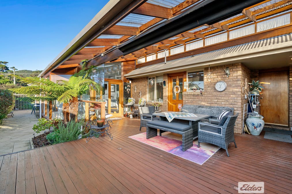 10 Irbys Circus, Sisters Beach, TAS, 7321 - Image 18