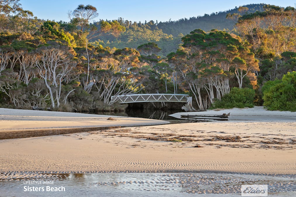10 Irbys Circus, Sisters Beach, TAS, 7321 - Image 22