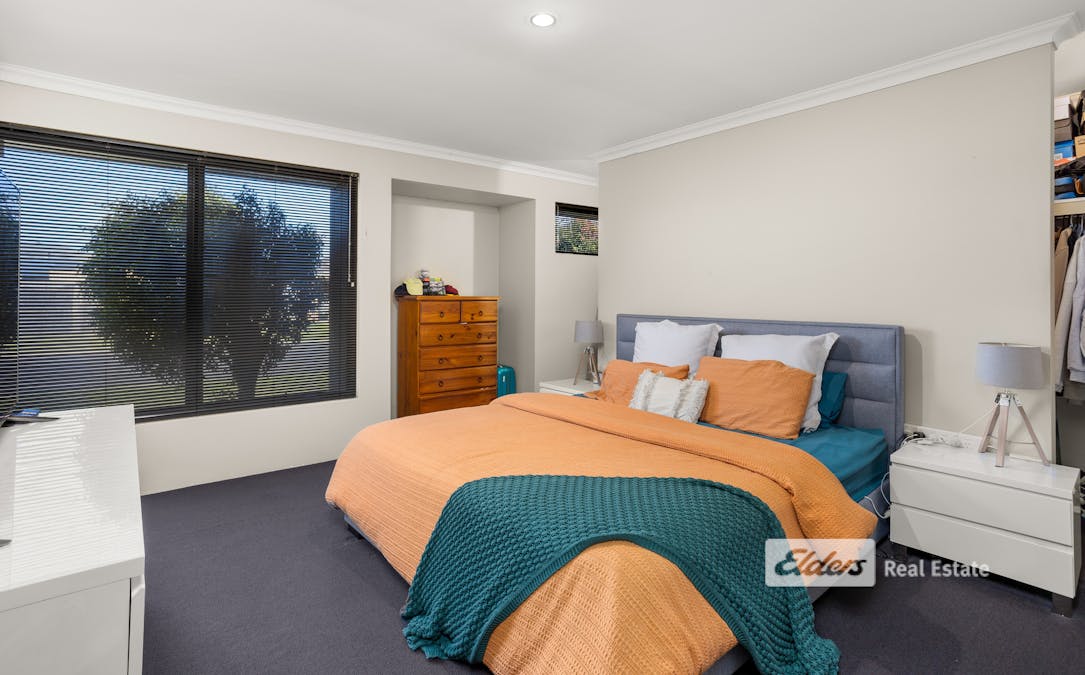 14 Diamond Link, Australind, WA, 6233 - Image 11