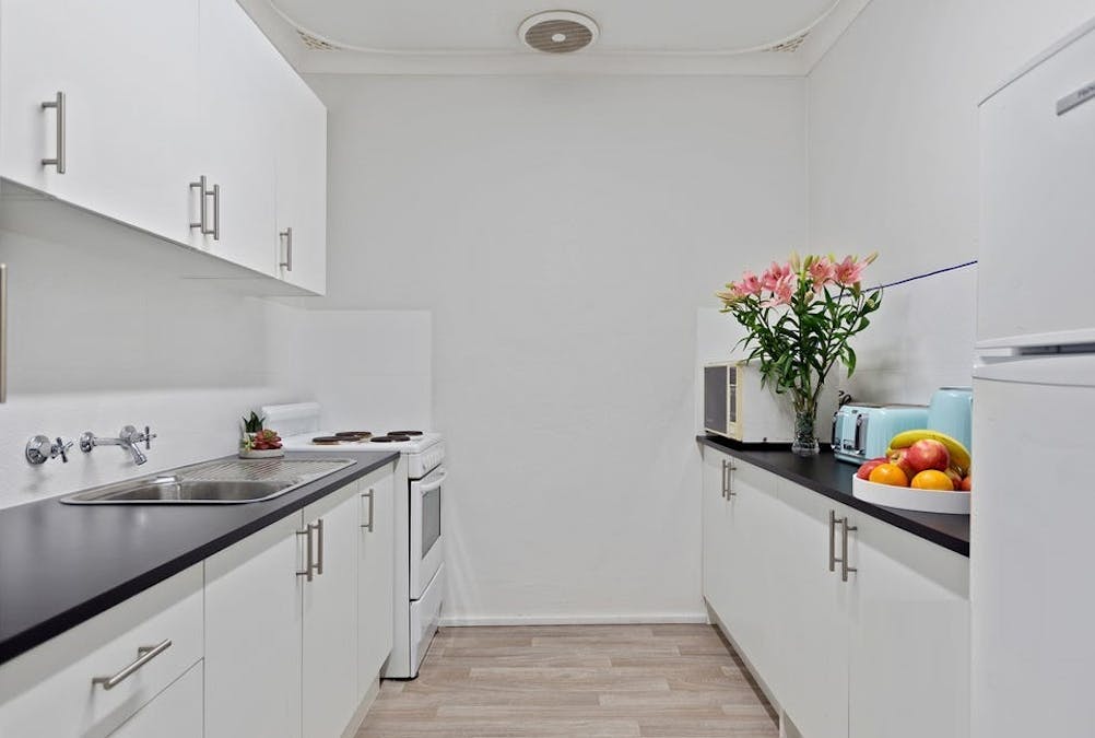 7/21 Greensell Street, Bunbury, WA, 6230 - Image 3