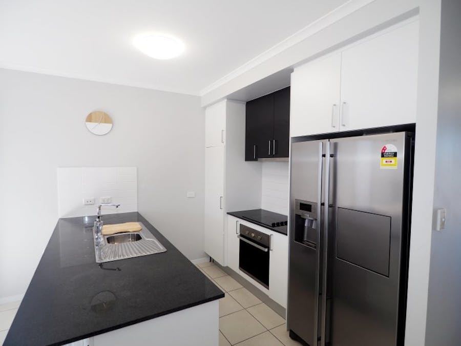 27 Masthead Avenue, Burdell, QLD, 4818 - Image 11