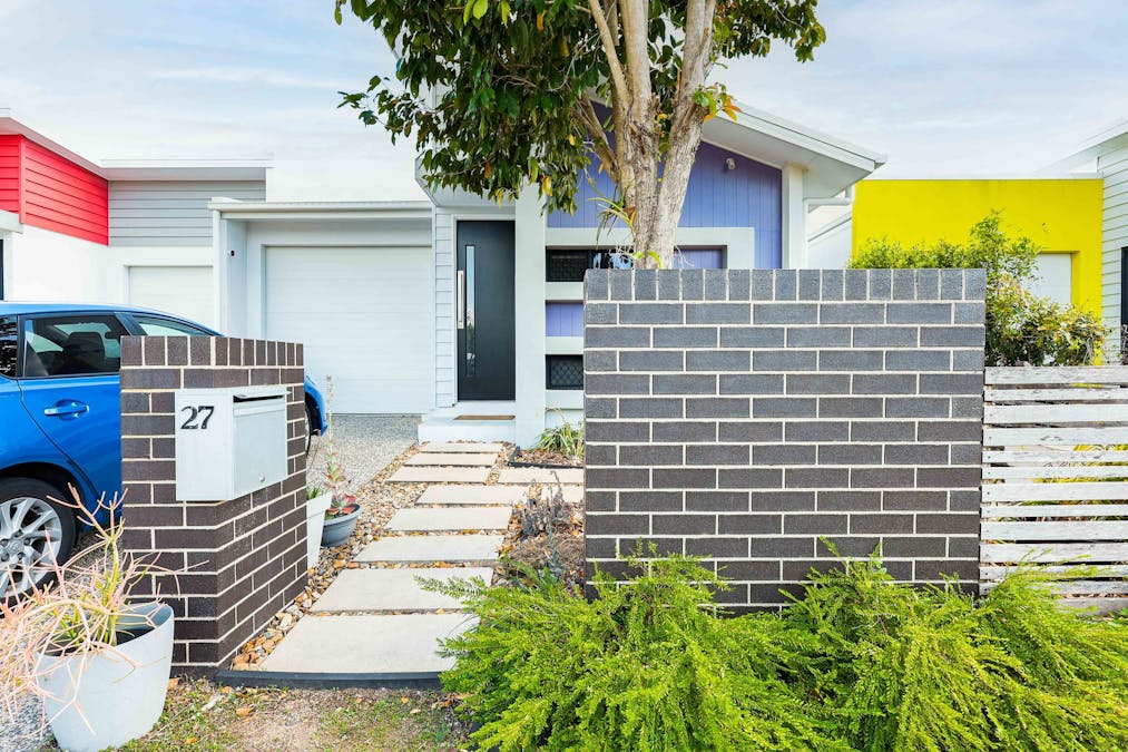 27 Masthead Avenue, Burdell, QLD, 4818 - Image 2