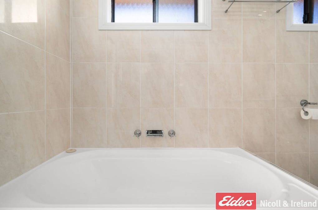 9 Lamont Place, Eglinton, NSW, 2795 - Image 14