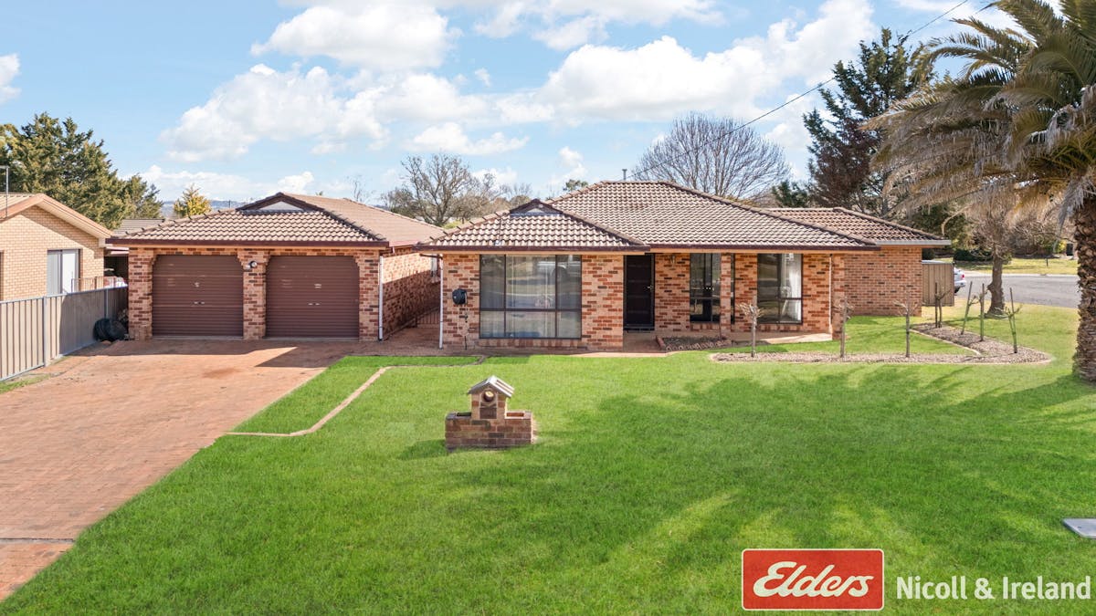 9 Lamont Place, Eglinton, NSW, 2795 - Image 1
