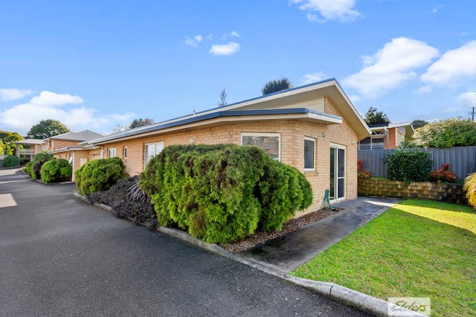 1/48 Richardson Crescent, Park Grove, TAS, 7320 - Image 1
