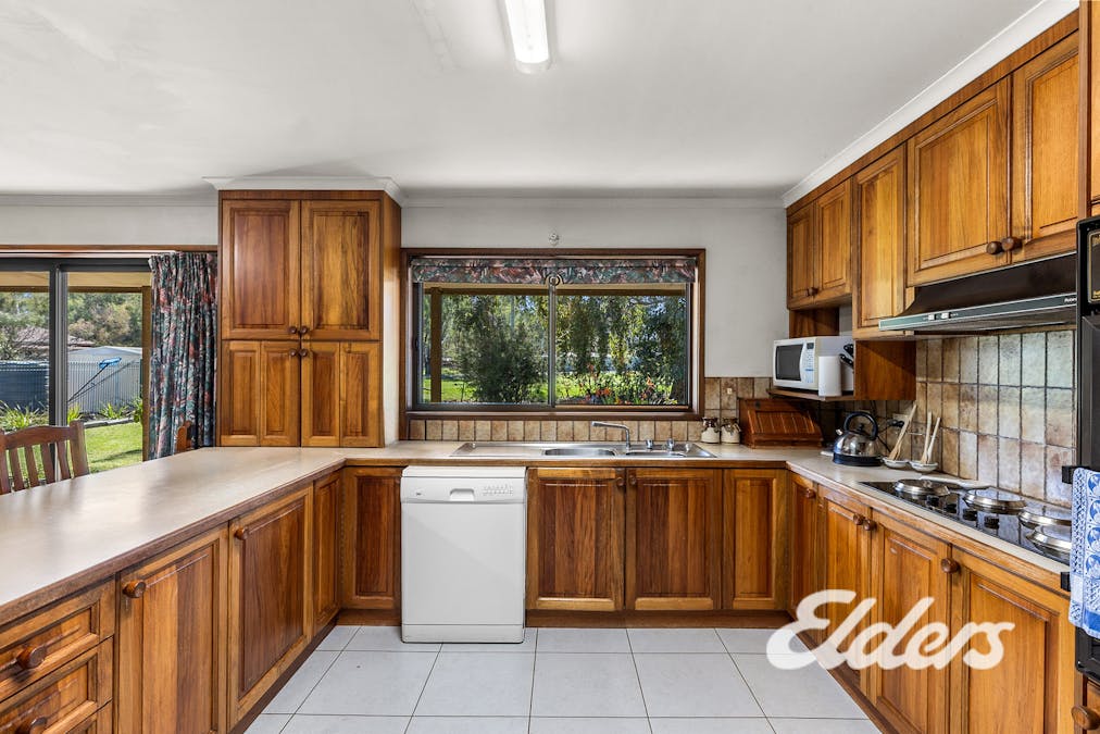 8 Somerset Drive, Yarrawonga, VIC, 3730 - Image 4