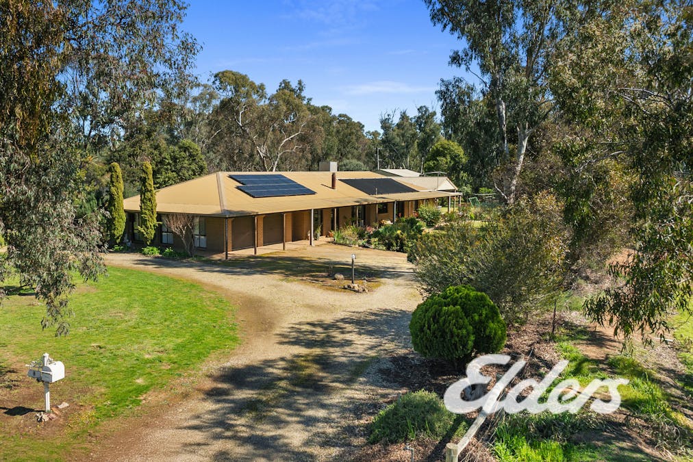 8 Somerset Drive, Yarrawonga, VIC, 3730 - Image 2