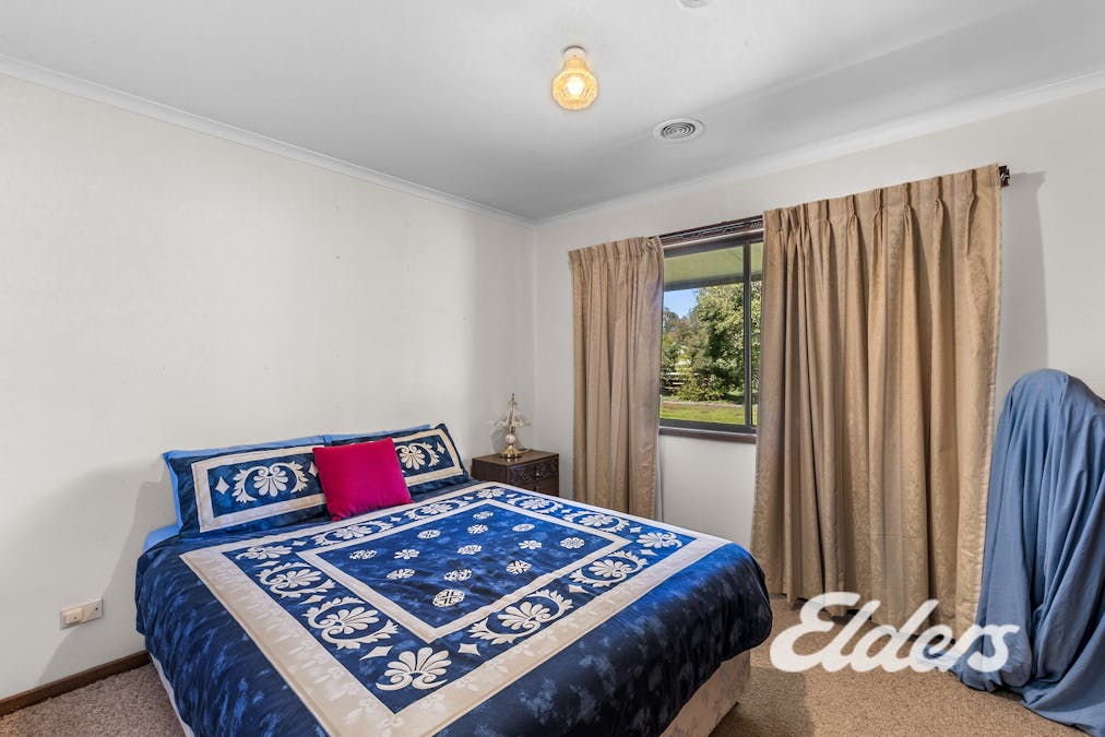 8 Somerset Drive, Yarrawonga, VIC, 3730 - Image 13