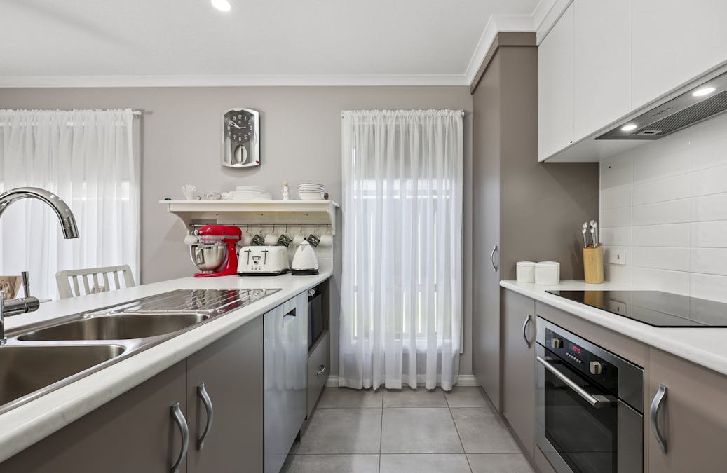 99 Kookaburra Boulevard, Encounter Bay, SA, 5211 - Image 8