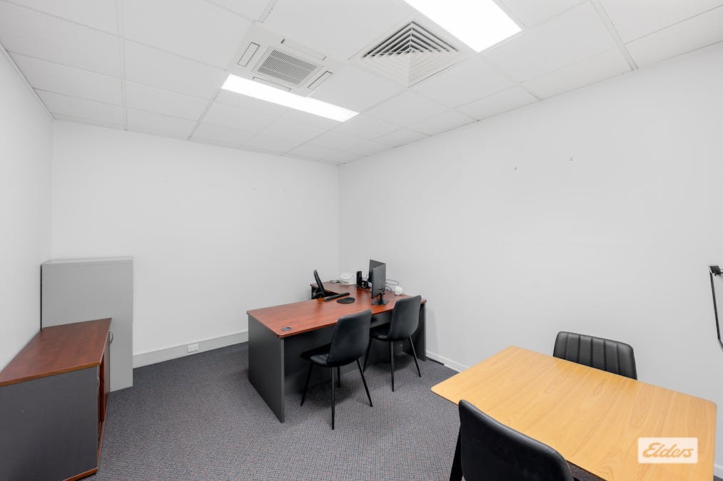 5A/72 Goondoon Street, Gladstone Central, QLD, 4680 - Image 5