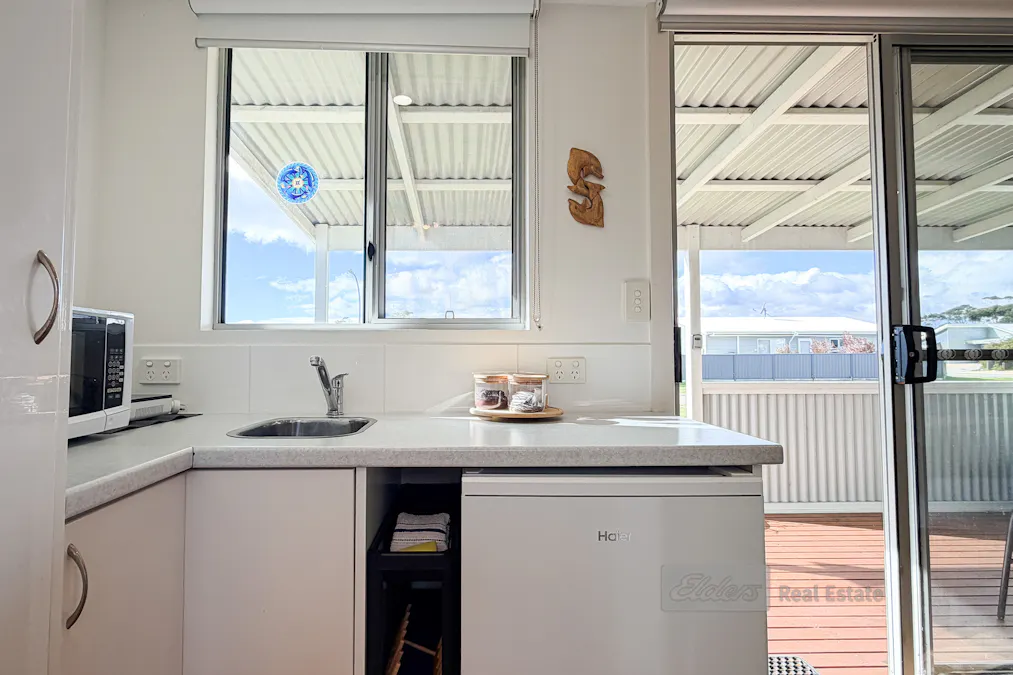 27 McGlade Close, Bremer Bay, WA, 6338 - Image 13