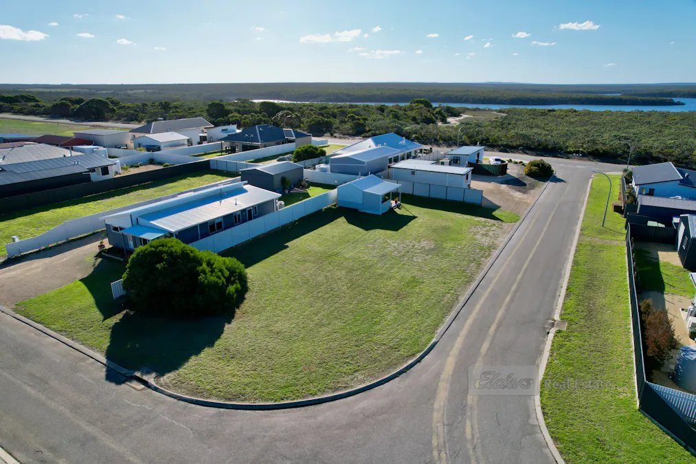 27 McGlade Close, Bremer Bay, WA, 6338 - Image 3