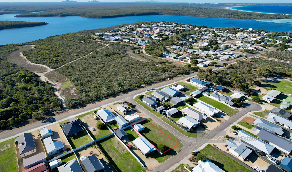27 McGlade Close, Bremer Bay, WA, 6338 - Image 2