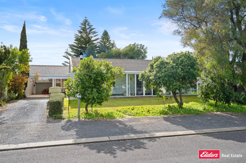 20 McFarlane Street, Kingston Se, SA, 5275 - Image 2