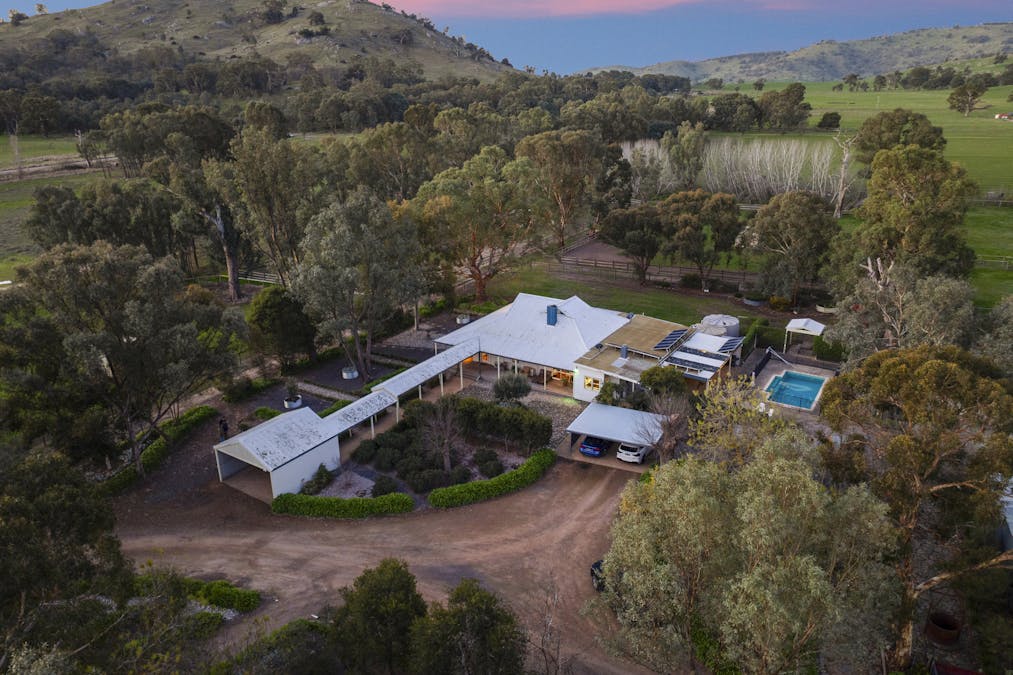 304 Sheans Creek Road, Sheans Creek, VIC, 3666 - Image 1
