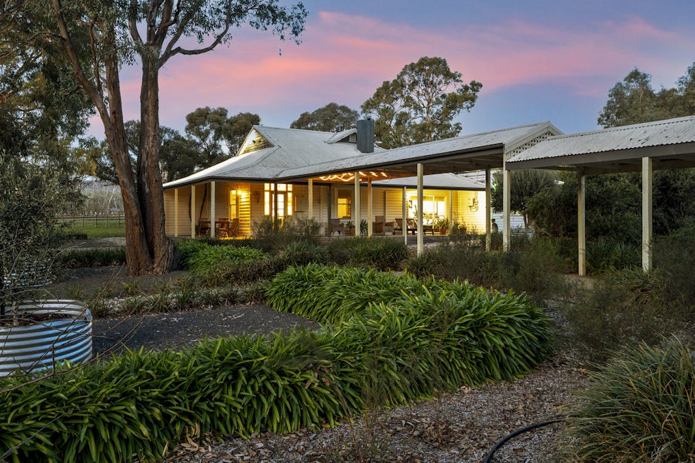 304 Sheans Creek Road, Sheans Creek, VIC, 3666 - Image 3