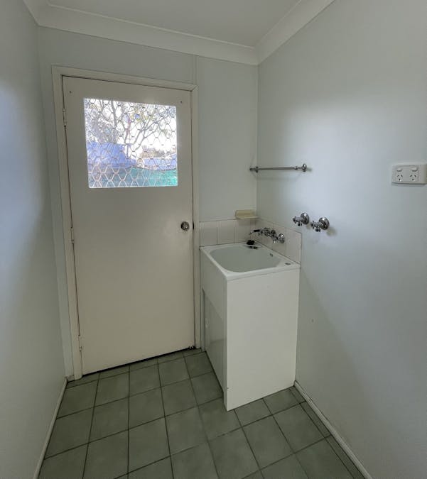 2/8 Patrick Street, Dalby, QLD, 4405 - Image 11