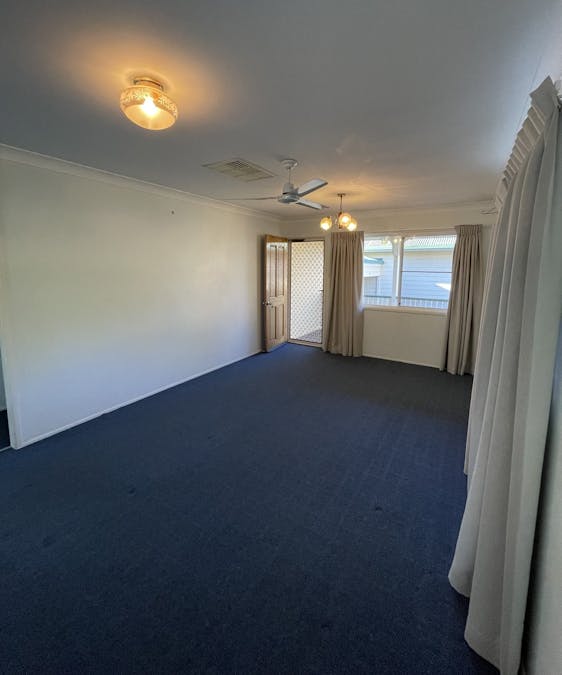 2/8 Patrick Street, Dalby, QLD, 4405 - Image 2
