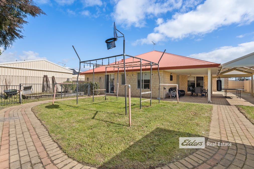 4 Werloo Approach, Capel, WA, 6271 - Image 21