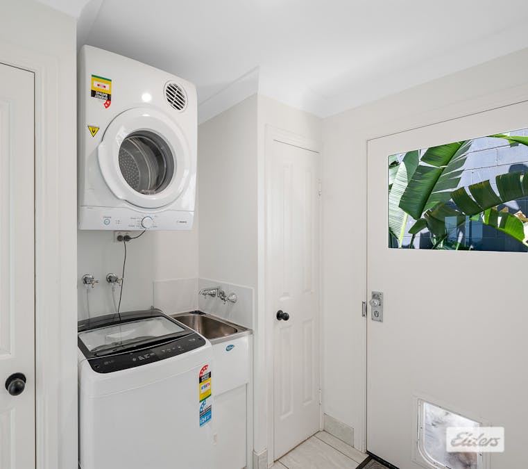 11 Hallam Lane, South Gladstone, QLD, 4680 - Image 12