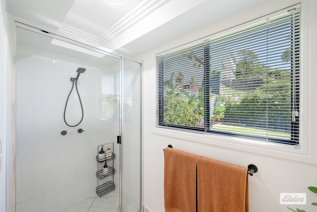 11 Hallam Lane, South Gladstone, QLD, 4680 - Image 11