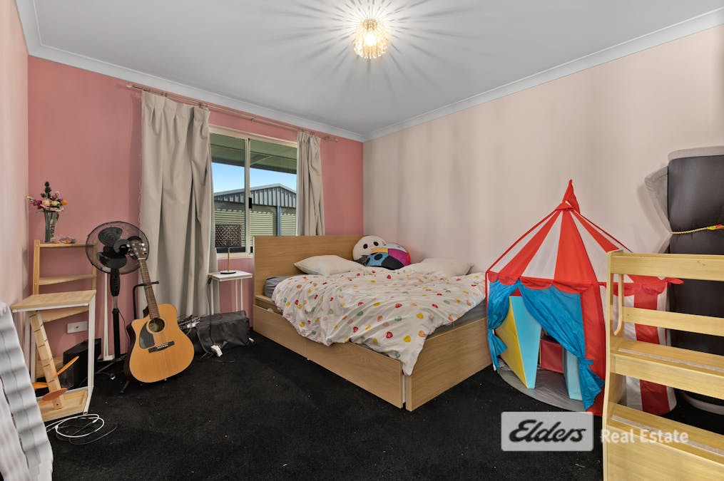20 Jacaranda Loop, Collie, WA, 6225 - Image 9
