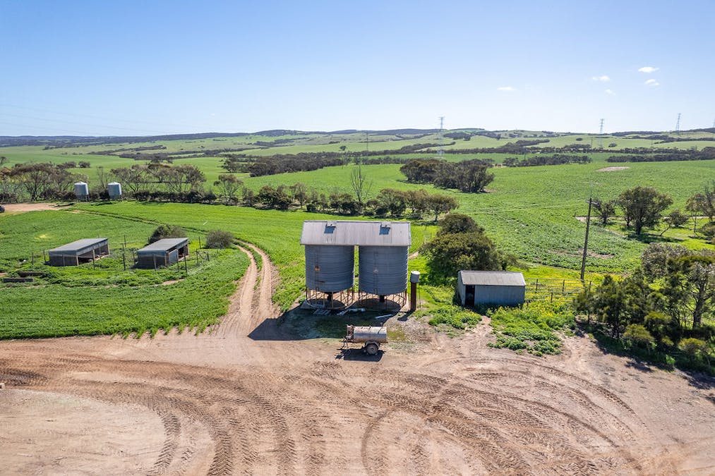 500 North Spriggs Road, Cleve, SA, 5640 - Image 30