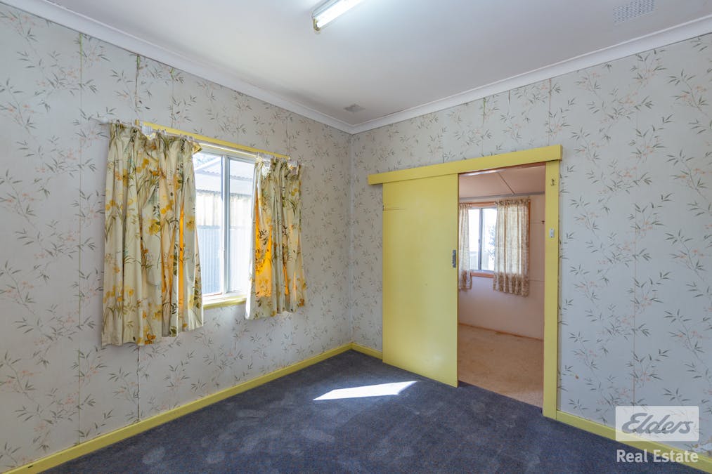 7 Cox Street, Northam, WA, 6401 - Image 12
