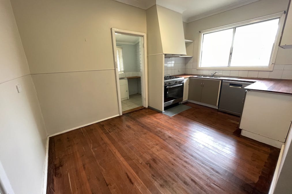 15 Island Queen Street, Withers, WA, 6230 - Image 2