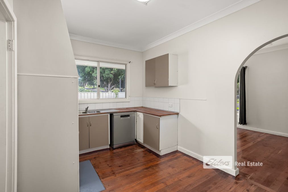 15 Island Queen Street, Withers, WA, 6230 - Image 5