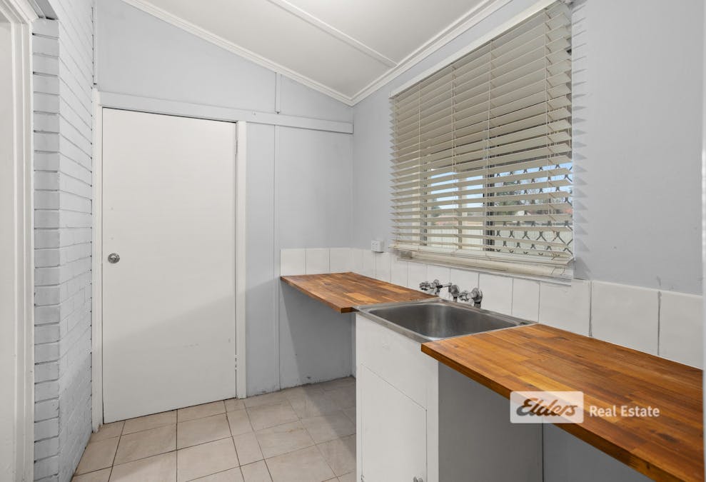 15 Island Queen Street, Withers, WA, 6230 - Image 9