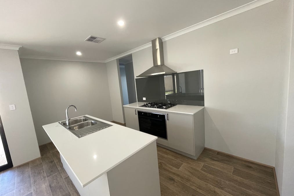 37 Colonna Street, Dalyellup, WA, 6230 - Image 3
