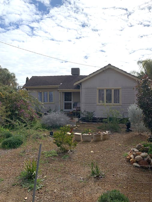 46 Churchill Street, Narembeen, WA, 6369 - Image 13