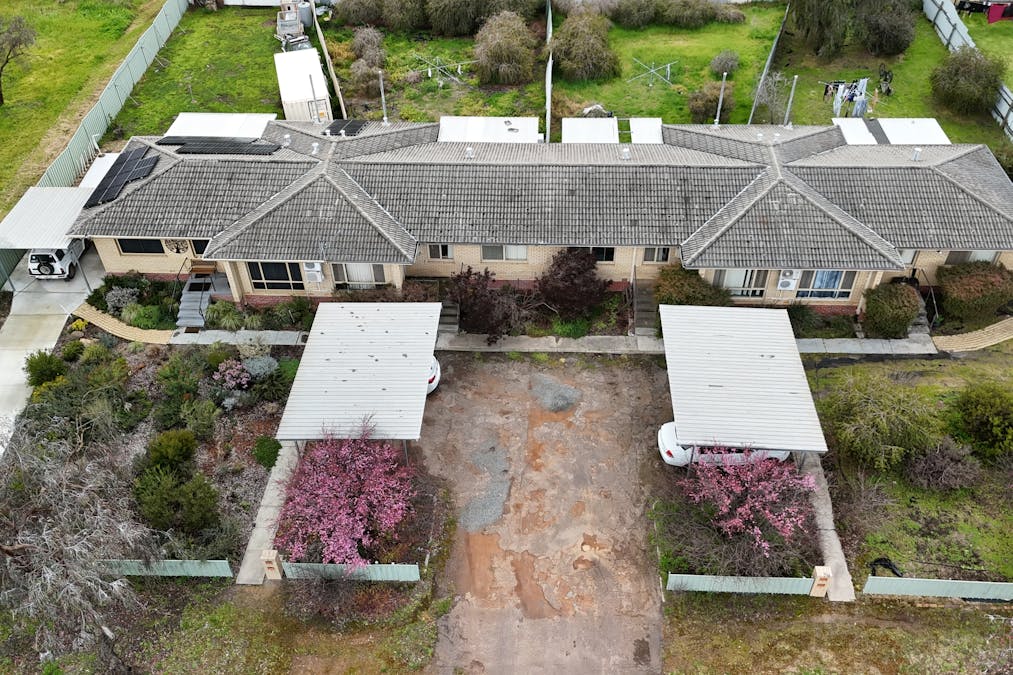 15A Beeck Street , Katanning, WA, 6317 - Image 2