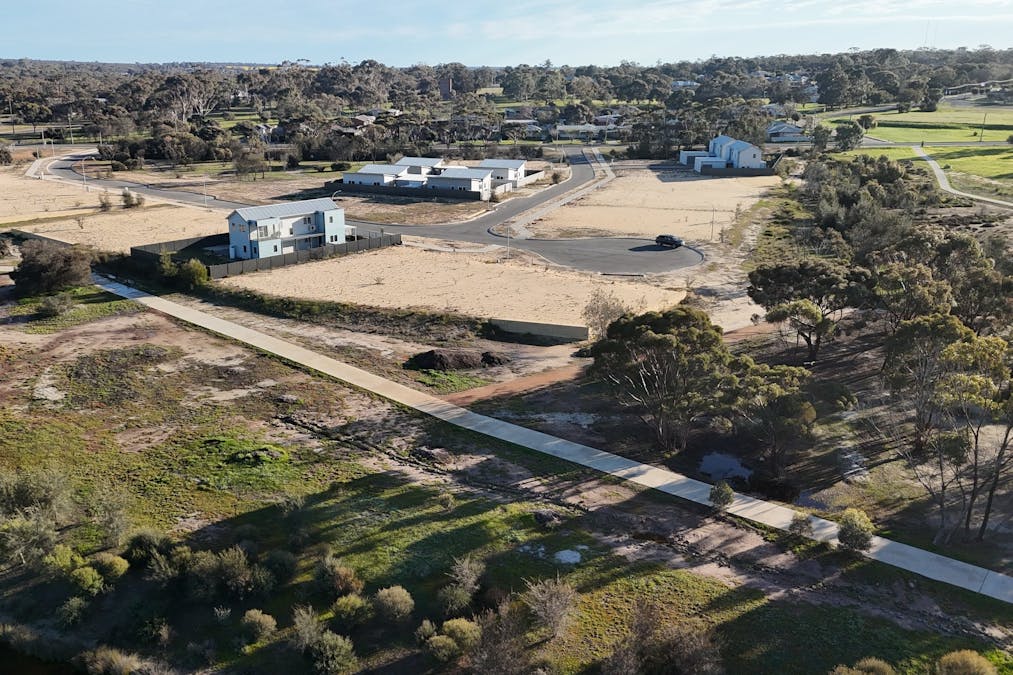 15 Kaatanup Loop, Katanning, WA, 6317 - Image 13