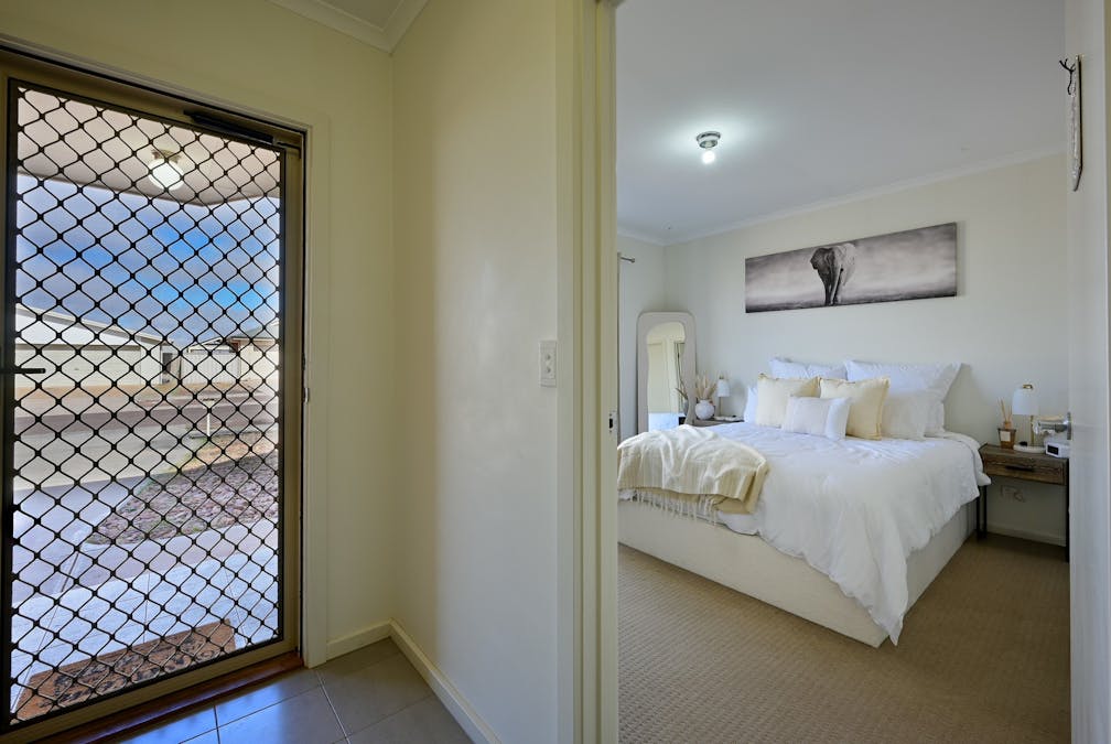 30 Custance Avenue, Whyalla Jenkins, SA, 5609 - Image 2